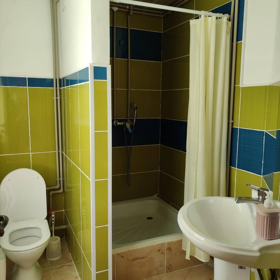 Hostel Mandarin 阿克套 外观 照片