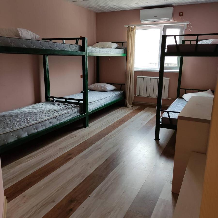 Hostel Mandarin 阿克套 外观 照片